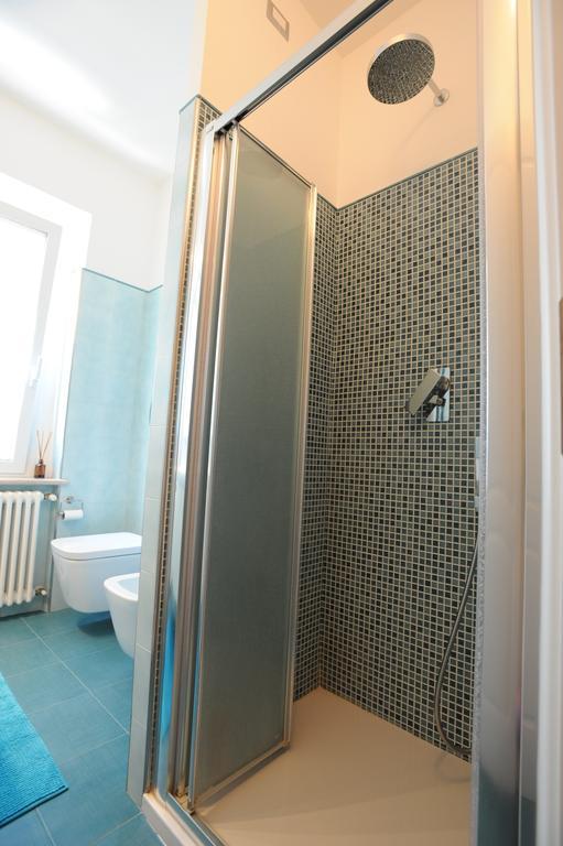 B&B Aurora Domus D'A-Mare Pésaro Habitación foto