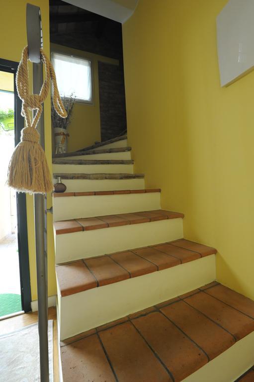 B&B Aurora Domus D'A-Mare Pésaro Exterior foto